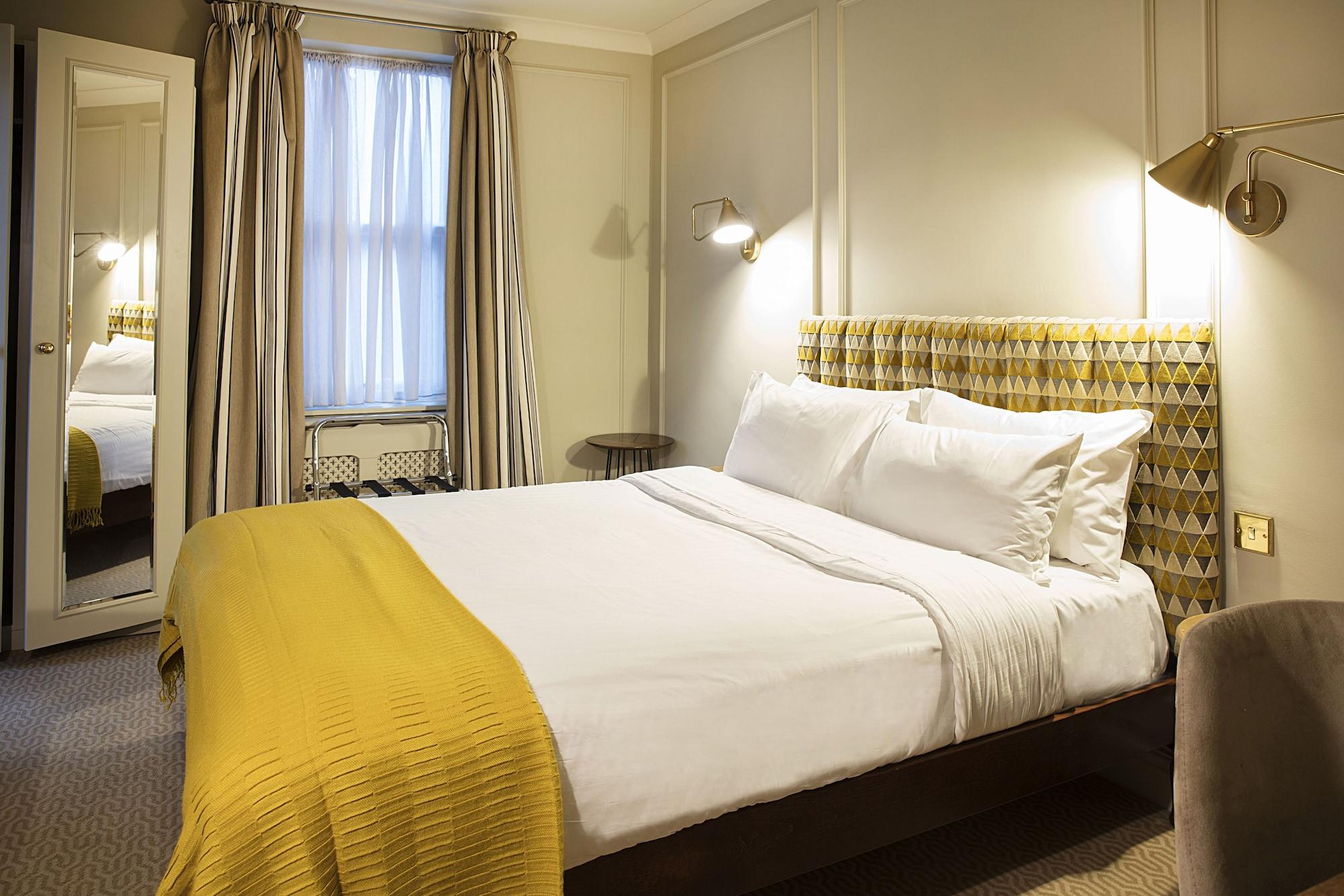 Hotel Cromwell סטבנאייג' מראה חיצוני תמונה