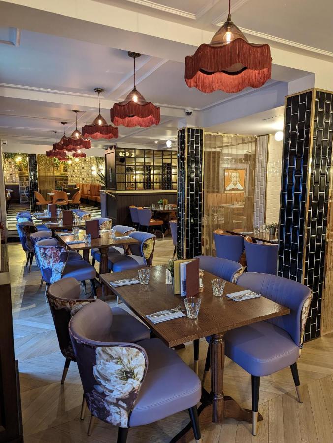 Hotel Cromwell סטבנאייג' מראה חיצוני תמונה
