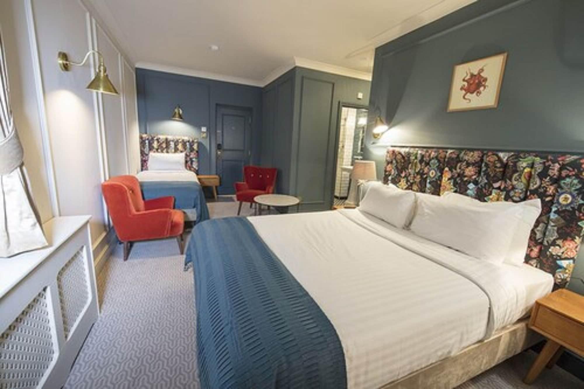 Hotel Cromwell סטבנאייג' מראה חיצוני תמונה