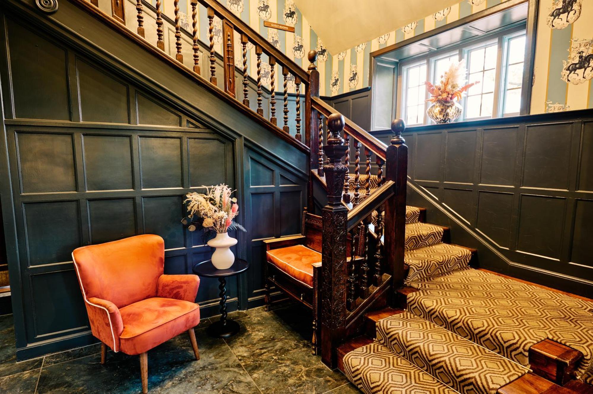 Hotel Cromwell סטבנאייג' מראה חיצוני תמונה