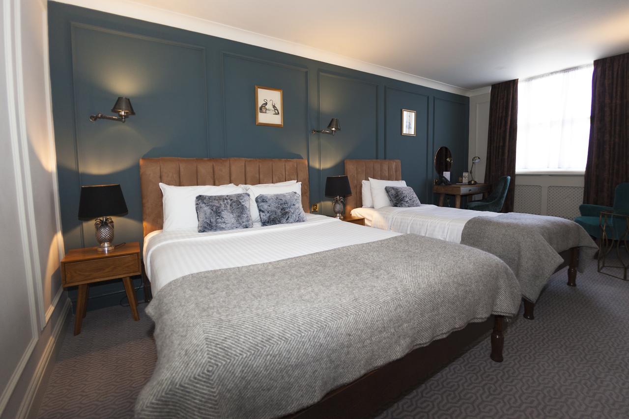 Hotel Cromwell סטבנאייג' מראה חיצוני תמונה